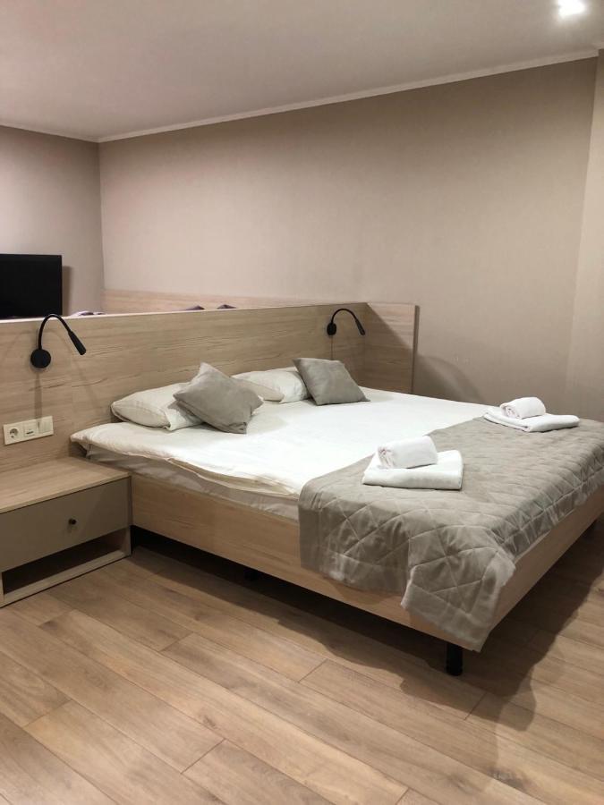 Park Rost Club Hotel Zadonets'ke Bagian luar foto